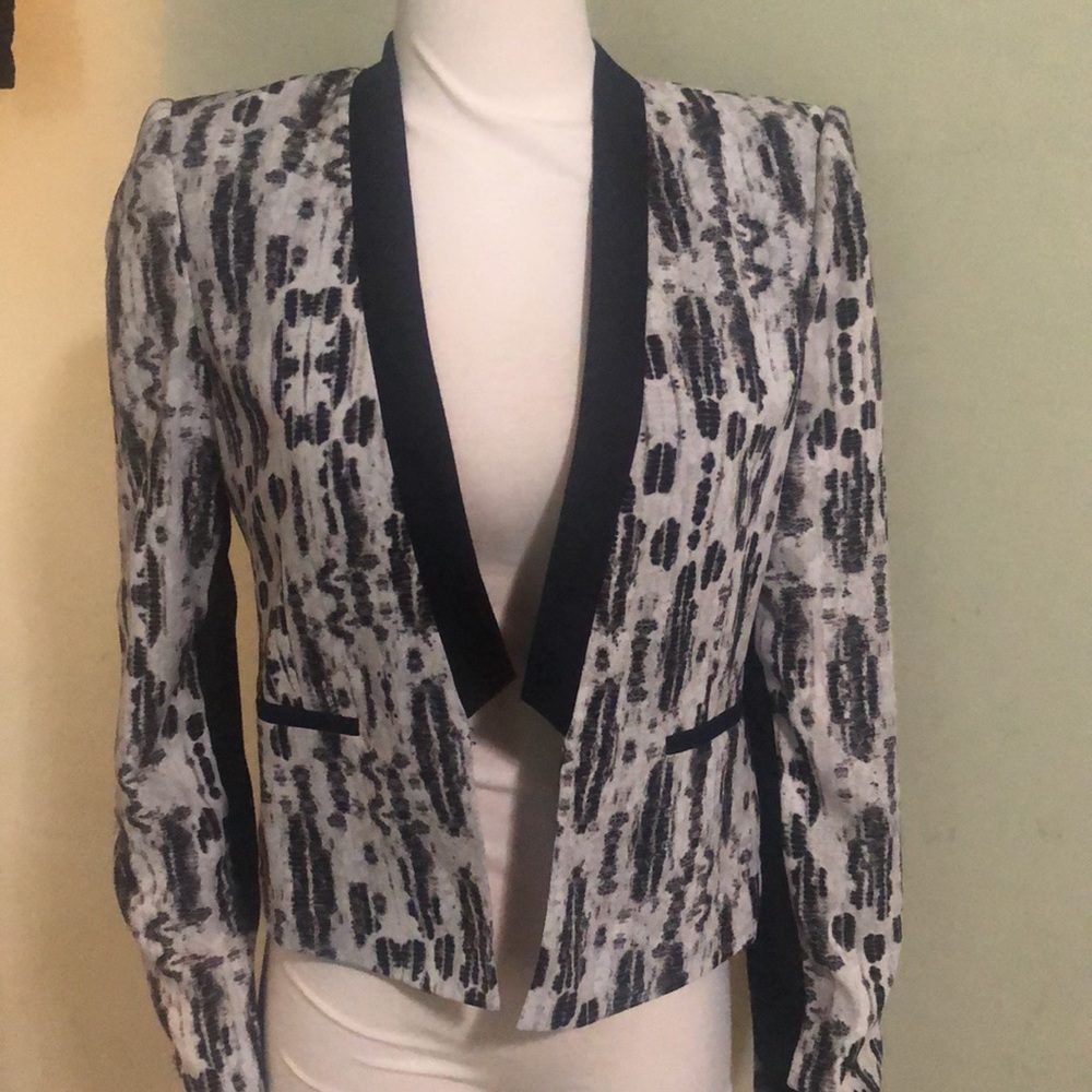 BCBG Max Azria Guy jacket sz M